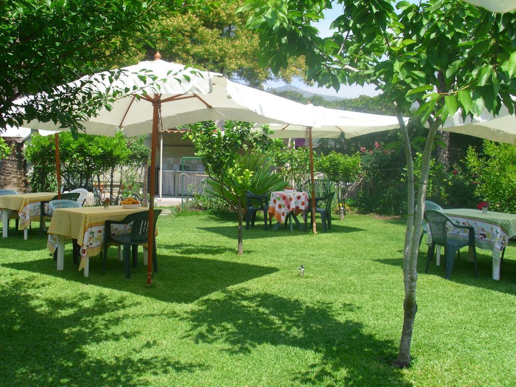Villa Delle Vacanze Ф'юмефреддо-ді-Сіцілія Екстер'єр фото